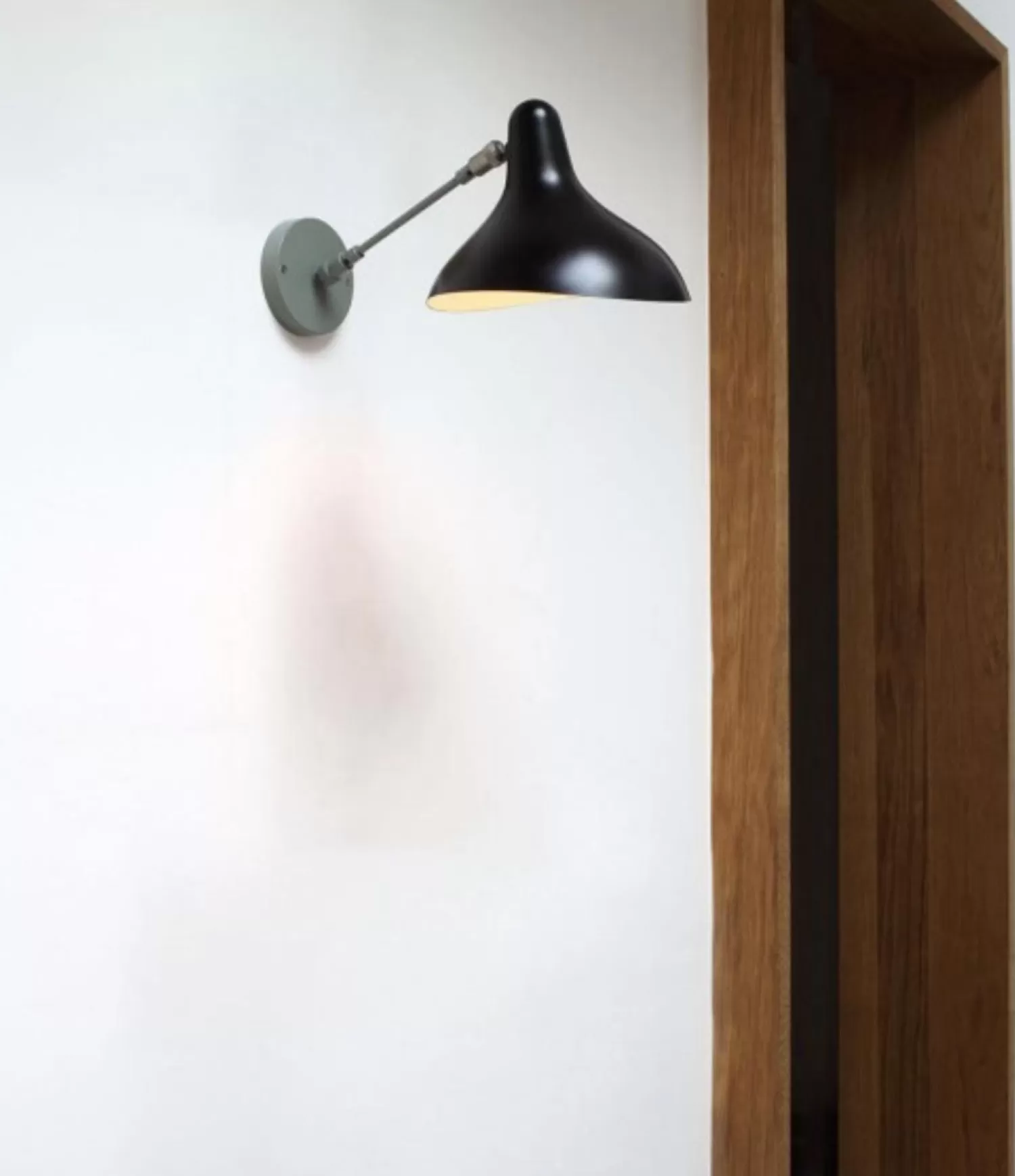 DCWéditions Wall Lights<Mantis Bs5 Wall Lamp With Switch