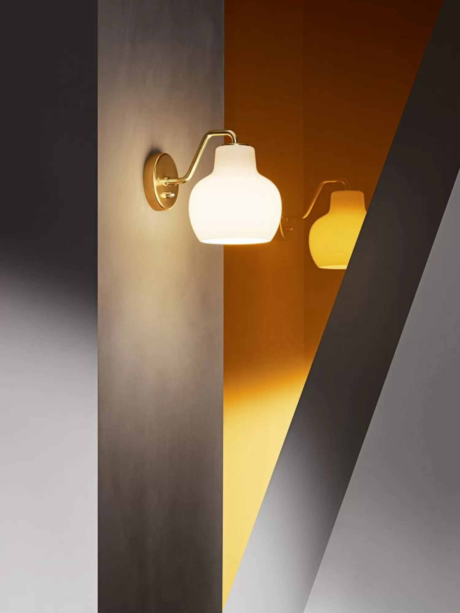 Louis Poulsen Wall Lights<Vl Ring Crown Wall, Brass